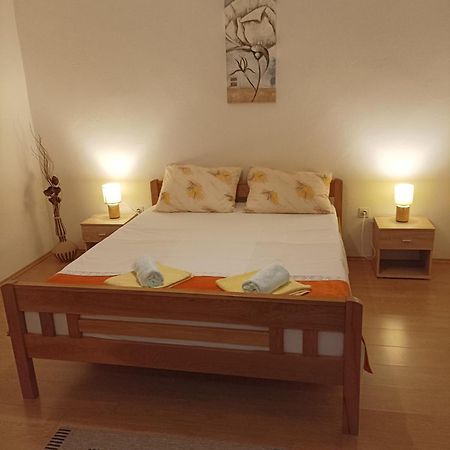 סנג' Apartment Dunja מראה חיצוני תמונה