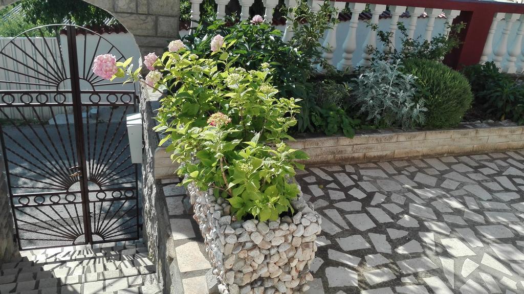 סנג' Apartment Dunja מראה חיצוני תמונה