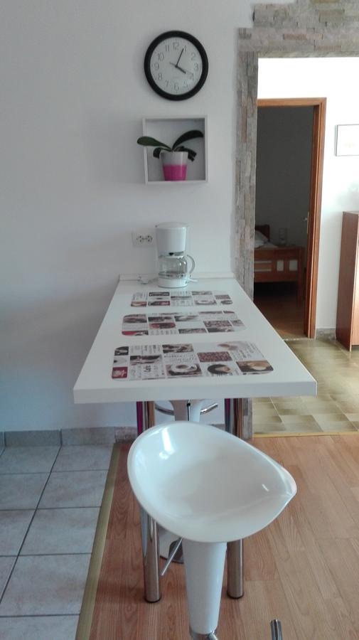 סנג' Apartment Dunja מראה חיצוני תמונה